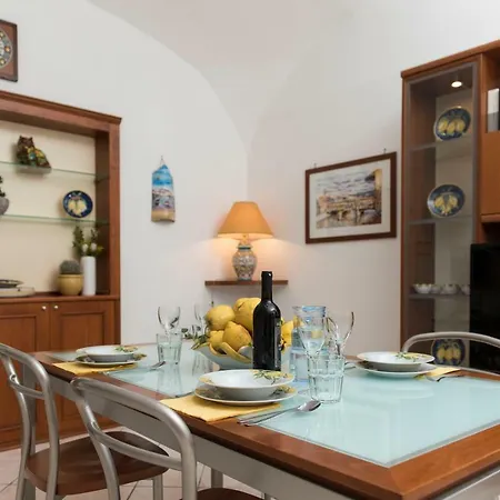 Casa Taiani Amalfi Coast Apartment *
